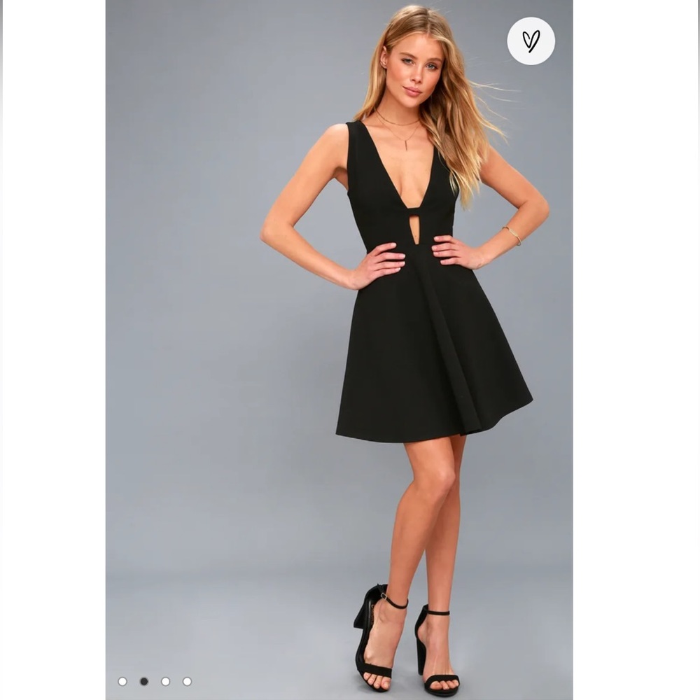 Lulu’s Black Skater Dress - XS - NWT
